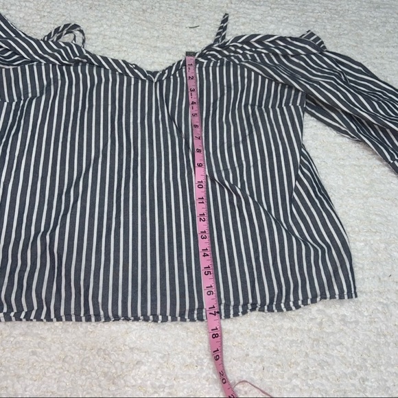 FUN off shoulder lightweight top shirt - Picture 9 of 12